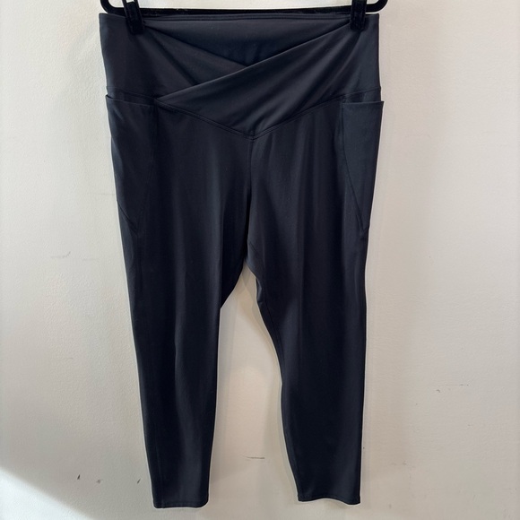 Fabletics Pants - Fabletics Black Leggings